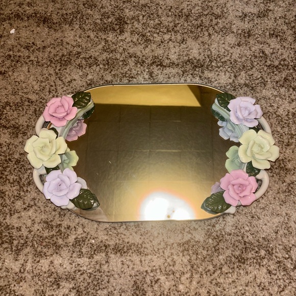 Vintage Capodimonte porcelain Mirror Tray with Pastel Roses - Picture 1 of 4